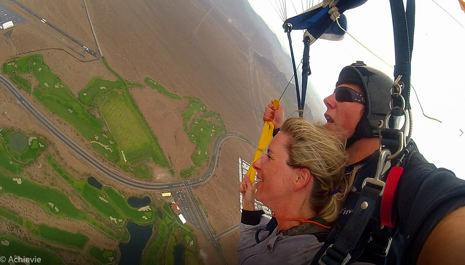 Travelling Accountant-Skydiving