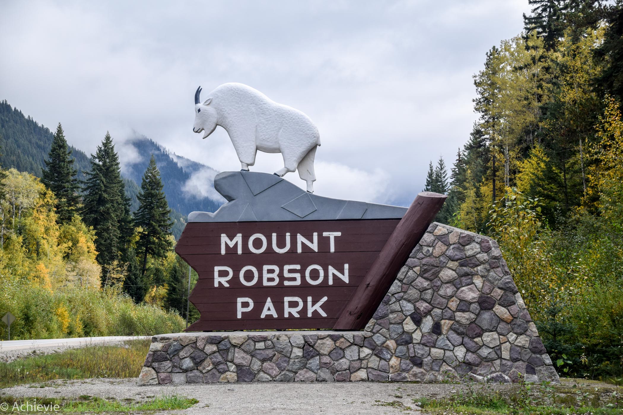 Canada_KinneyLake-0001