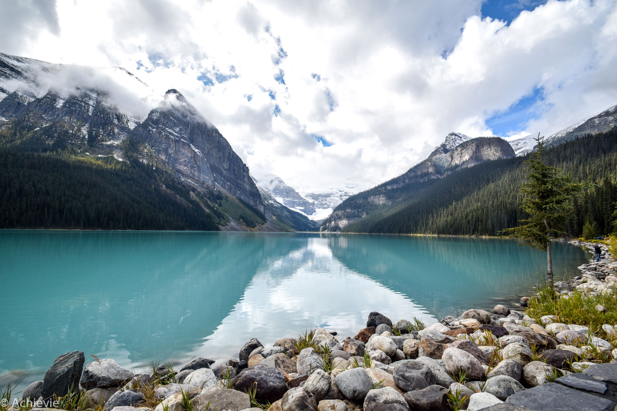 Canada_LakeLouise_Main-0001