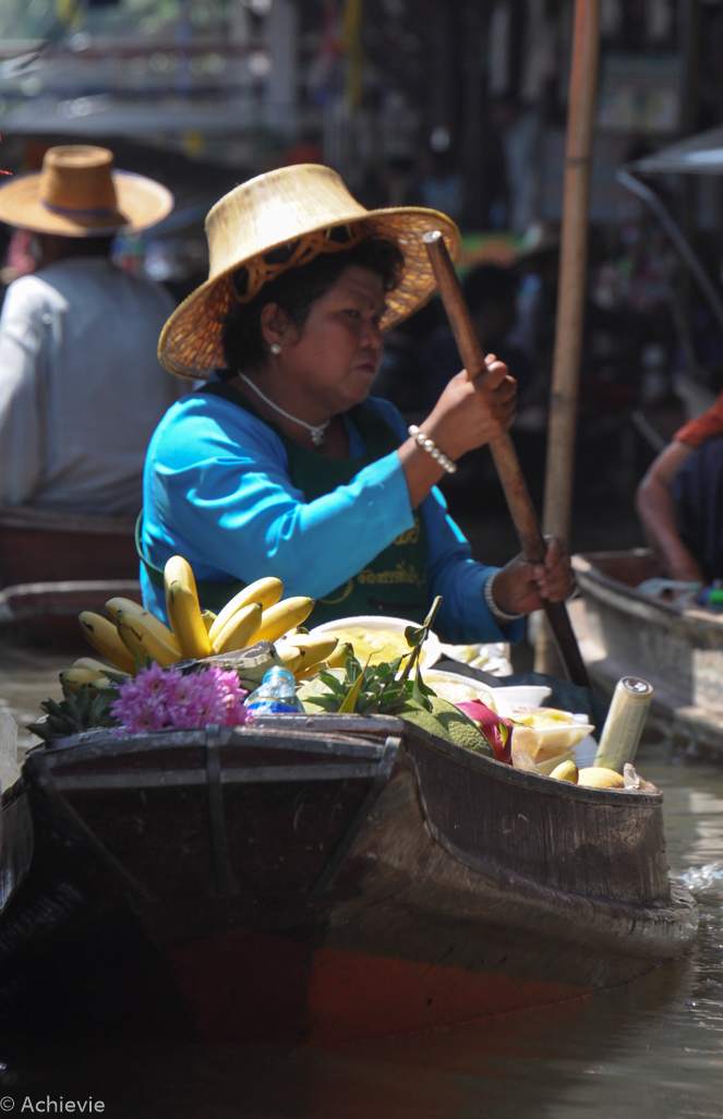 Thailand_FloatingMarket_Main-0001