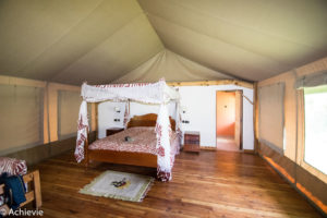 Kenya_LakeNaivasha_Lodge-0001